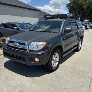 TOYOTA 4RUNNER - 1