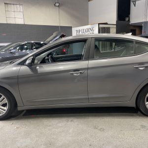 HYUNDAI ELANTRA VALUE EDITION - 4