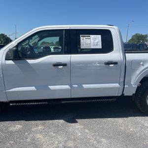 FORD F-150 XLT - 4