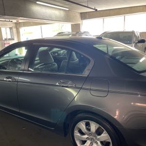 HONDA ACCORD EX-L V6 - 6