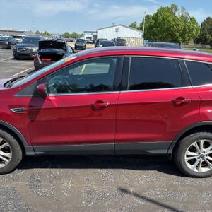FORD ESCAPE SE - 4