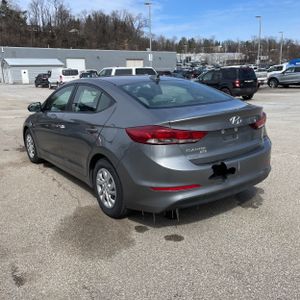 HYUNDAI ELANTRA SE - 5