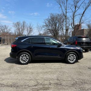FORD ESCAPE SE - 10