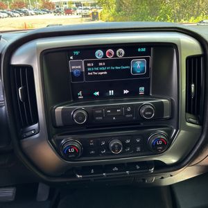 2015 Chevrolet SILVERADO 2500HD LT — миниатюра 37