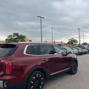 صورة 9 لـ 2023 KIA TELLURIDE SX
