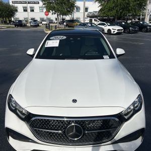 صورة مصغرة 15 لـ 2024 Mercedes-BENZ E 350