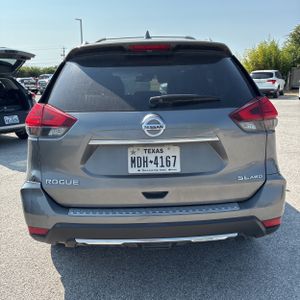صورة 7 لـ 2017 Nissan ROGUE SL