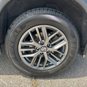 2021 Nissan ROGUE S — миниатюра 18