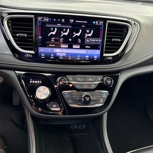 2025 Chrysler PACIFICA LIMITED — миниатюра 40