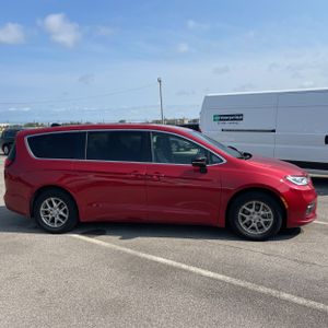 2025 Chrysler PACIFICA SELECT 照片 10