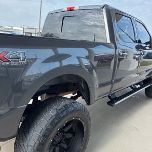 FORD F-250 SUPER DUTY LARIAT - 8