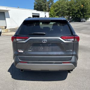 2023 Toyota RAV4 LIMITED — фото 7