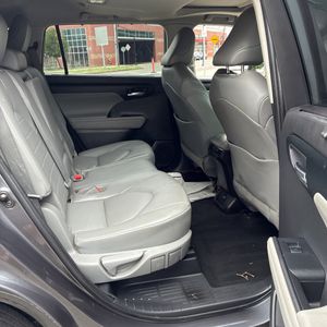 صورة مصغرة 35 لـ 2021 Toyota HIGHLANDER XLE