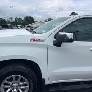 صورة 2 لـ 2019 Chevrolet SILVERADO 1500 LT