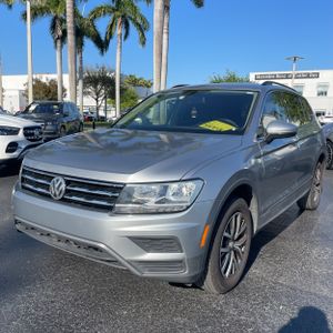 VOLKSWAGEN TIGUAN SE - 1