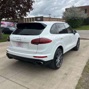 PORSCHE CAYENNE - 8