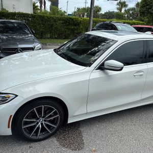 2020 BMW 330I XDRIVE 照片 2