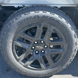 صورة 19 لـ 2024 Chevrolet SILVERADO 1500 RST