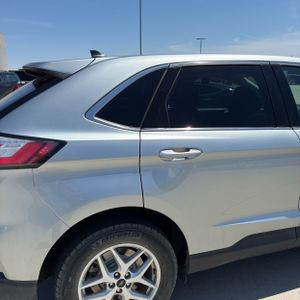 FORD EDGE SEL - 9