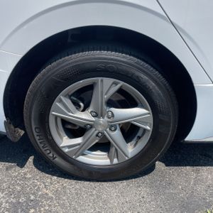 2023 Hyundai SONATA SE — миниатюра 19