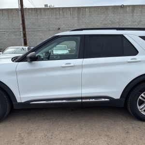 FORD EXPLORER XLT - 4