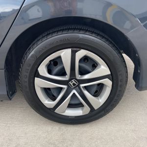 صورة مصغرة 18 لـ 2016 Honda CIVIC LX