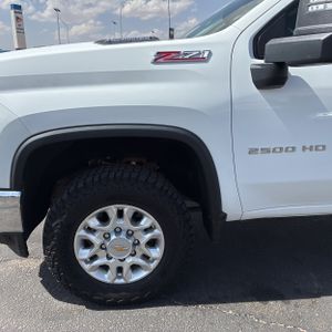 CHEVROLET SILVERADO 2500HD LT - 2