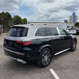 MERCEDES-BENZ GLS - 8