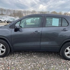 CHEVROLET TRAX LS - 4