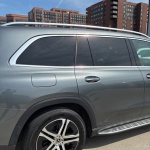 MERCEDES-BENZ GLS - 9