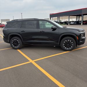 2025 Chevrolet TRAVERSE Z71 照片 10