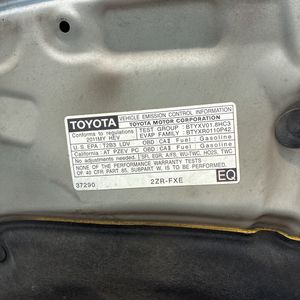 2011 Toyota PRIUS TWO — миниатюра 41
