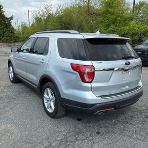 FORD EXPLORER XLT - 4