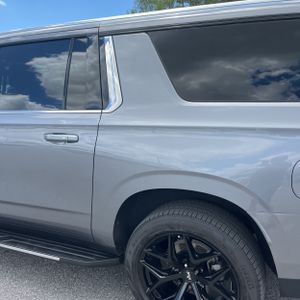 CHEVROLET SUBURBAN LT - 6