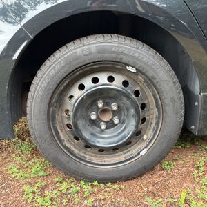 2021 Toyota COROLLA LE thumbnail 19