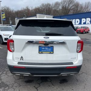 FORD EXPLORER XLT - 7