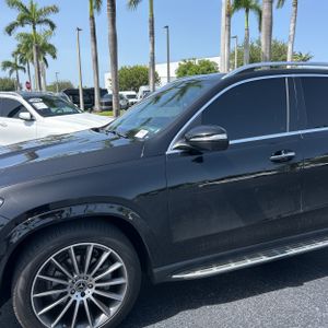 صورة 2 لـ 2021 Mercedes-BENZ GLE