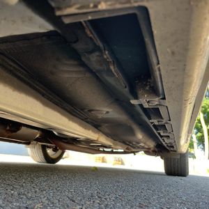 2011 Lexus ES 350 BASE thumbnail 21