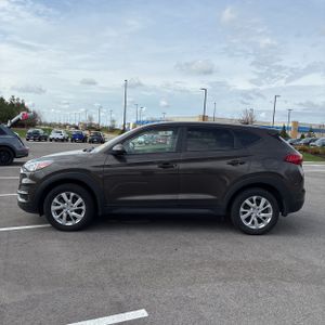 HYUNDAI TUCSON SE - 3