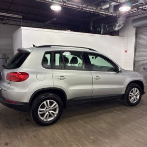 VOLKSWAGEN TIGUAN 2.0T S 4MOTION - 10
