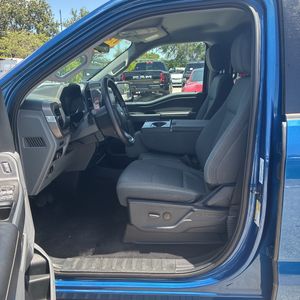 صورة مصغرة 32 لـ 2025 FORD F-150 XLT