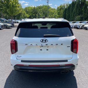 صورة 7 لـ 2025 Hyundai PALISADE CALLIGRAPHY NIGHT EDITION