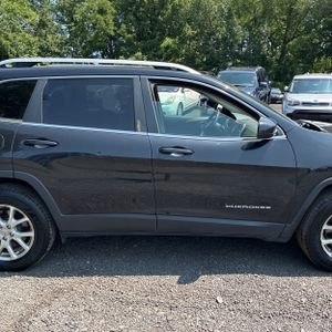 صورة مصغرة 11 لـ 2016 JEEP CHEROKEE LATITUDE