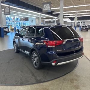 صورة 5 لـ 2018 Mitsubishi OUTLANDER SE