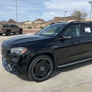 MERCEDES-BENZ GLS AMG - 2