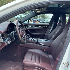 صورة مصغرة 31 لـ 2021 Porsche PANAMERA 4