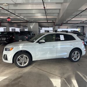 صورة 3 لـ 2021 AUDI Q5 PREMIUM