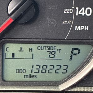 2015 Toyota RAV4 LE 照片 39