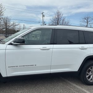 JEEP GRAND CHEROKEE L LIMITED - 4