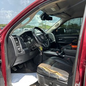 2014 RAM 1500 SPORT thumbnail 35